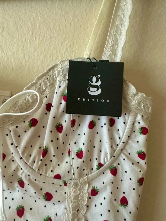 Garage White Strawberry Print Cupped Bustier (Brand new with tags) - Picture 5 of 5